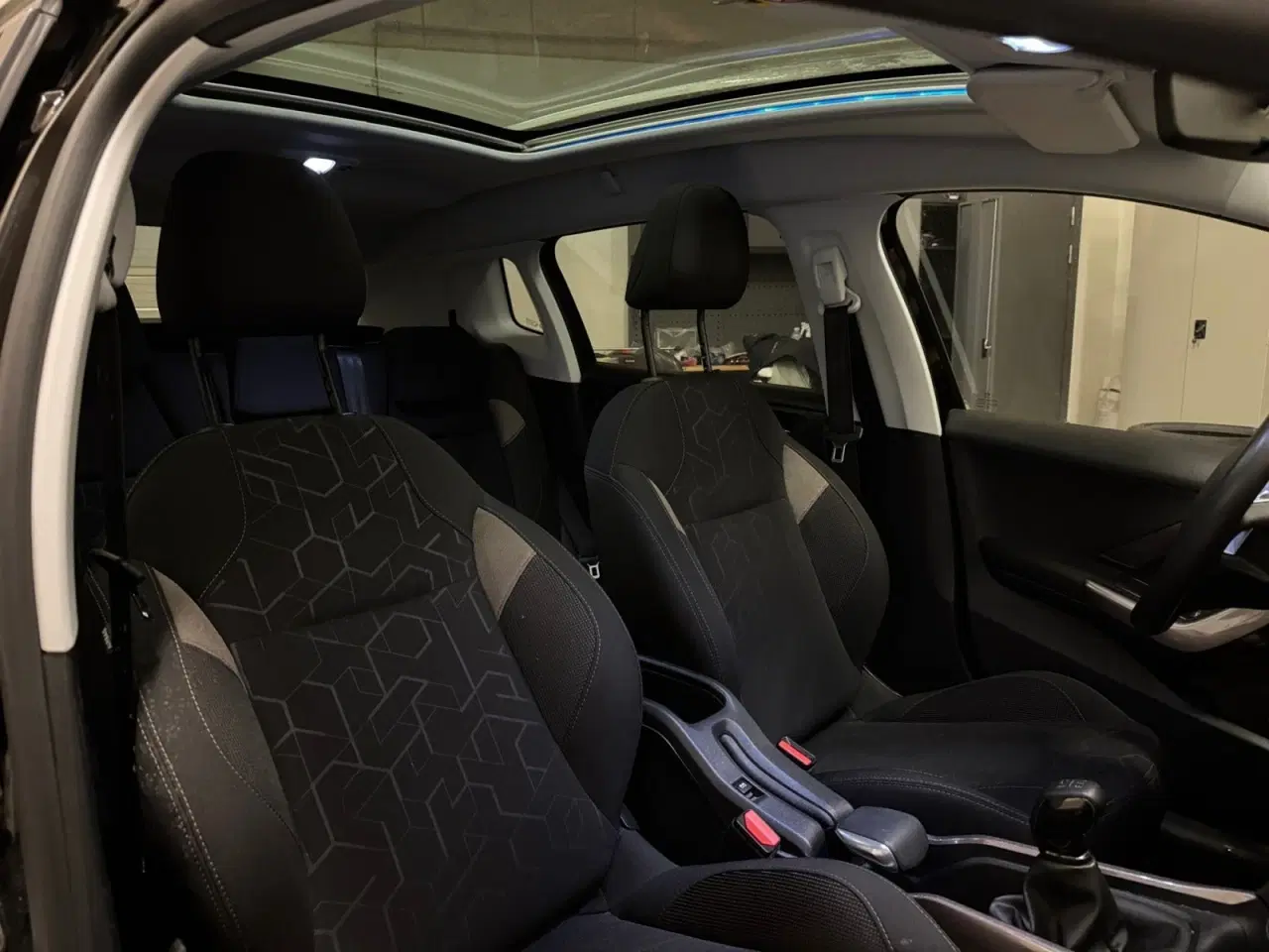 Billede 15 - Peugeot 2008 1,2 VTi 82 Active Sky