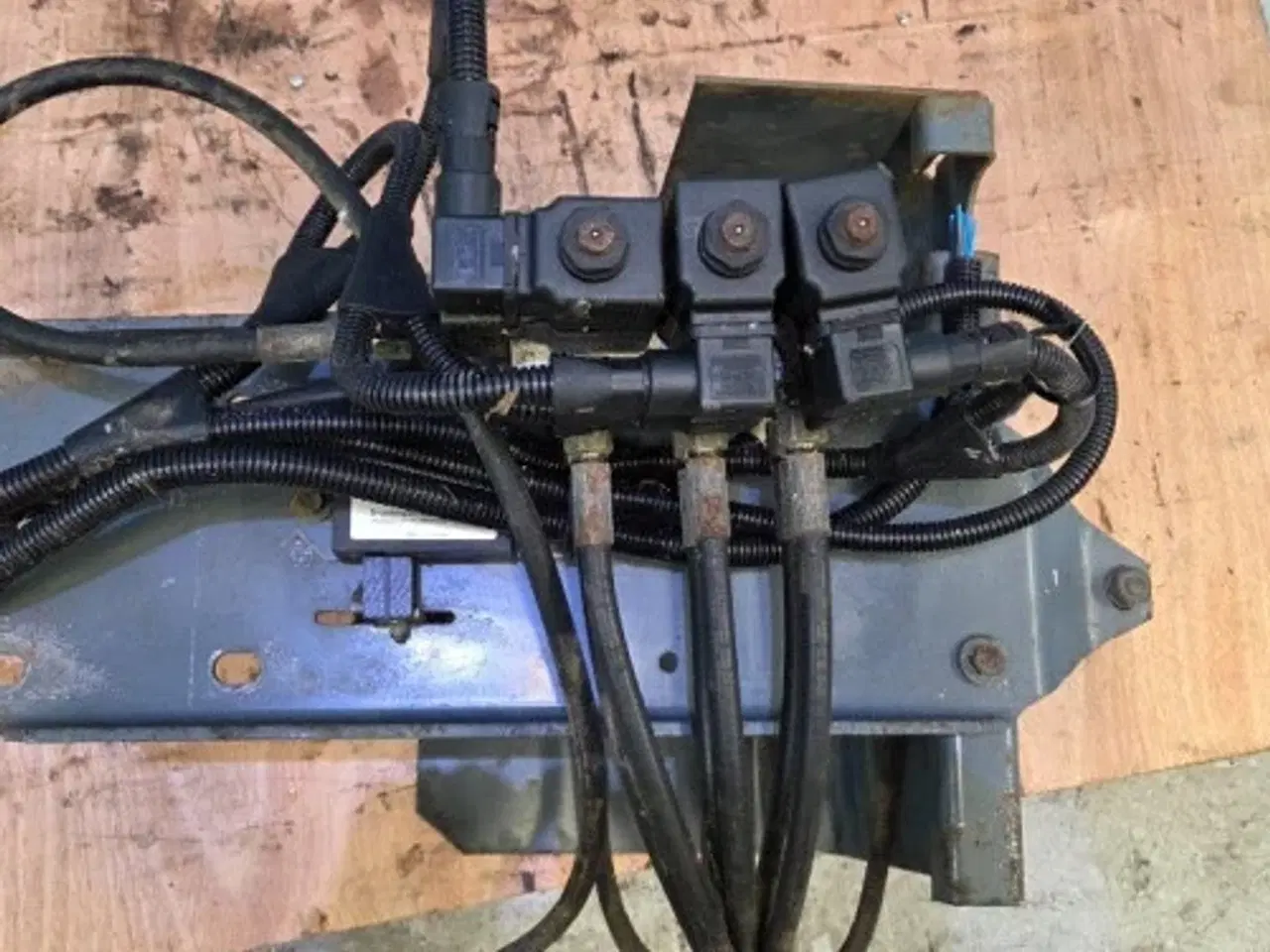 Billede 3 - Massey Ferguson 7274 Gearvælger Konsol 28785685