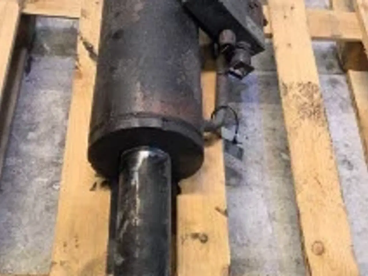 Billede 3 - Manitou 735-120   Hydraulikcylinder  288079