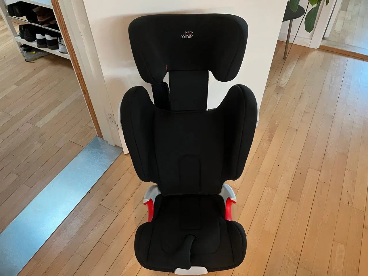 Billede 1 - Britax Autostol - Kidfix III S i flot stand