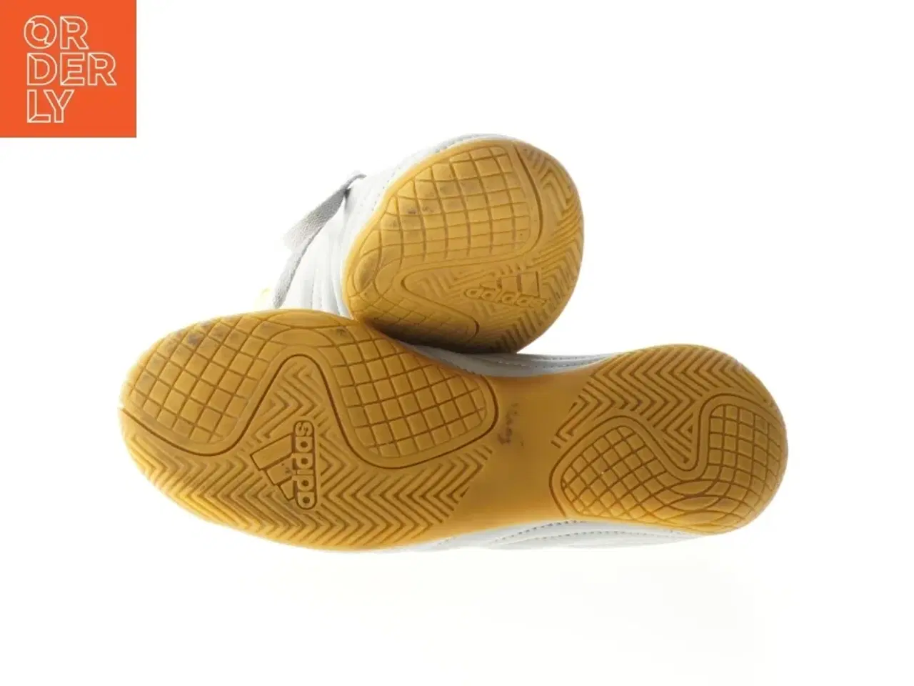 Billede 4 - Indendørs fodboldsko, størrelse 35 fra Adidas (str. 35 )