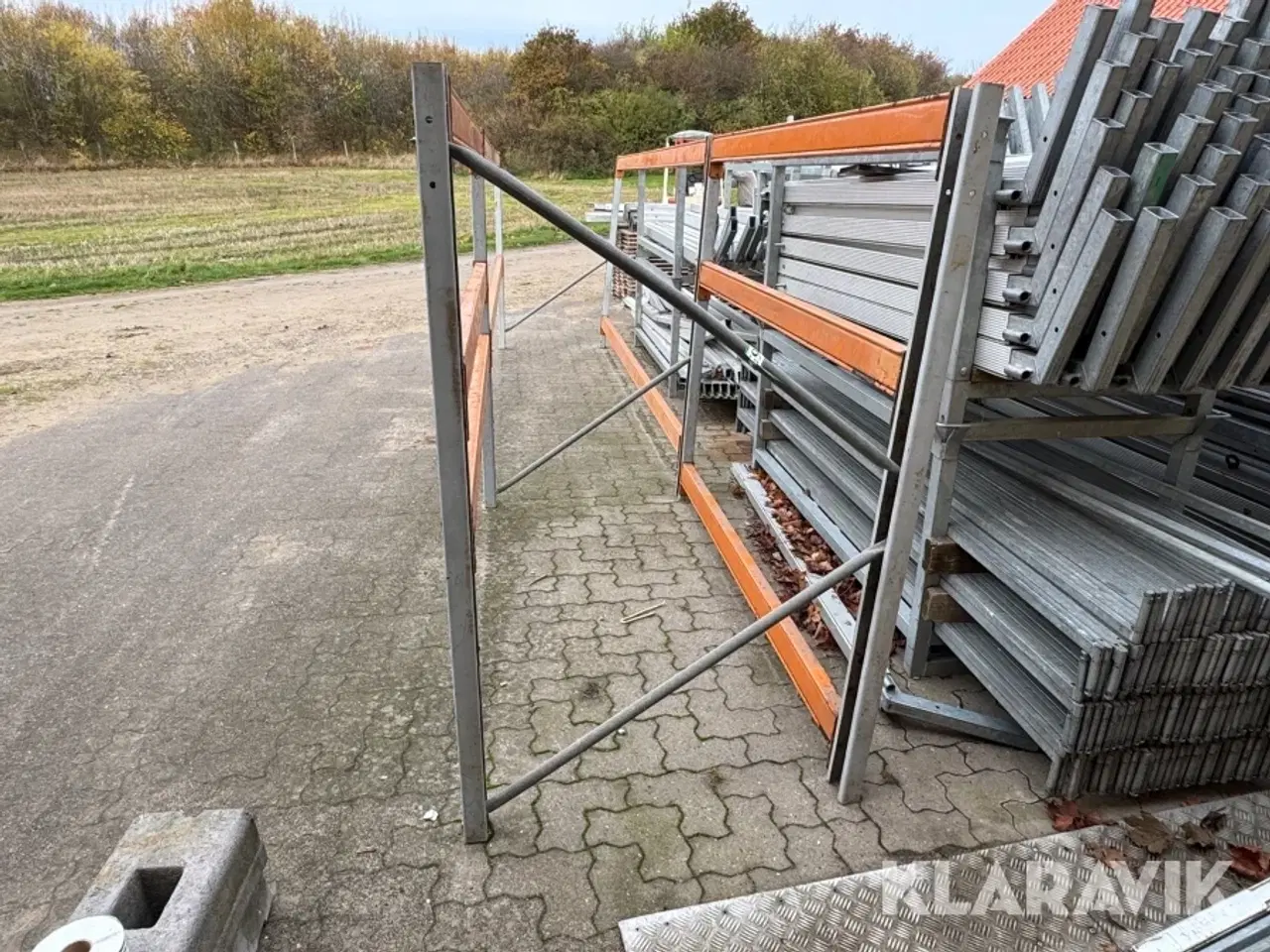 Billede 3 - Materiale reol