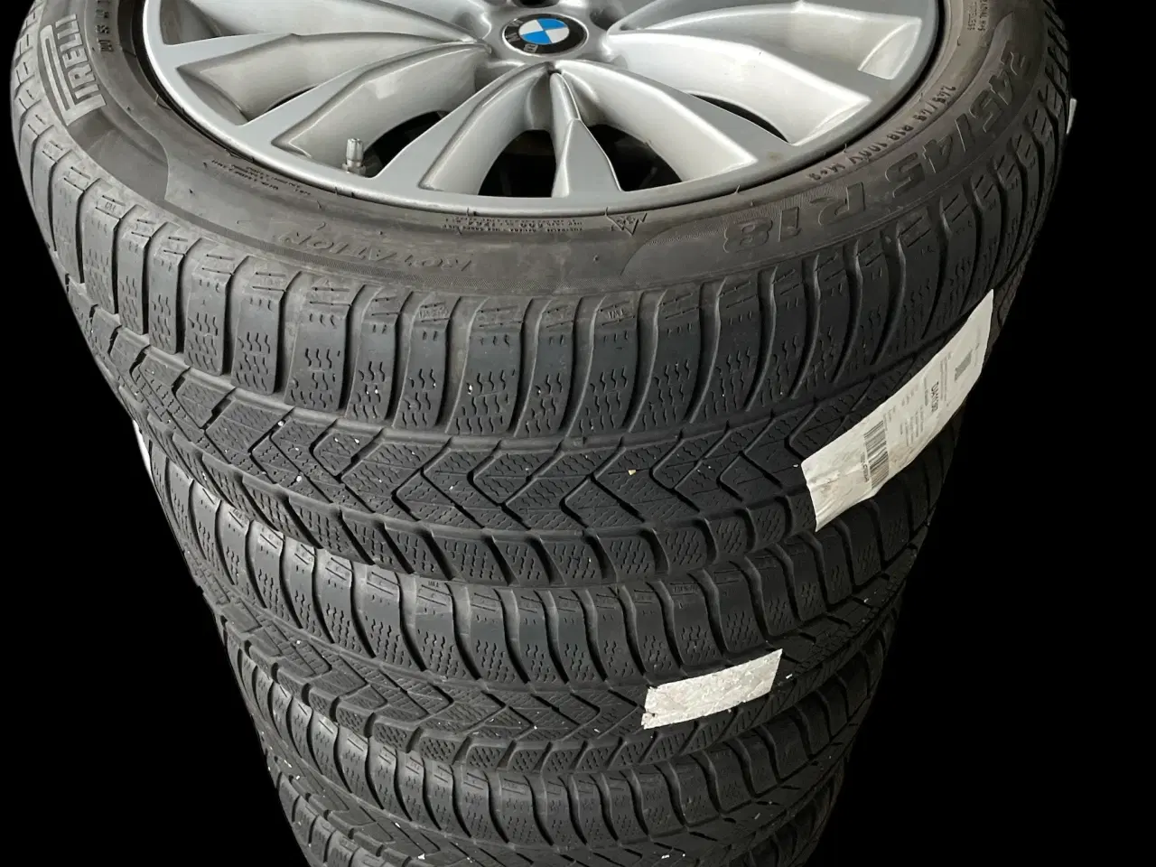 Billede 1 - 18 BMW 530e 225/45r18 Ref.P5 vinter