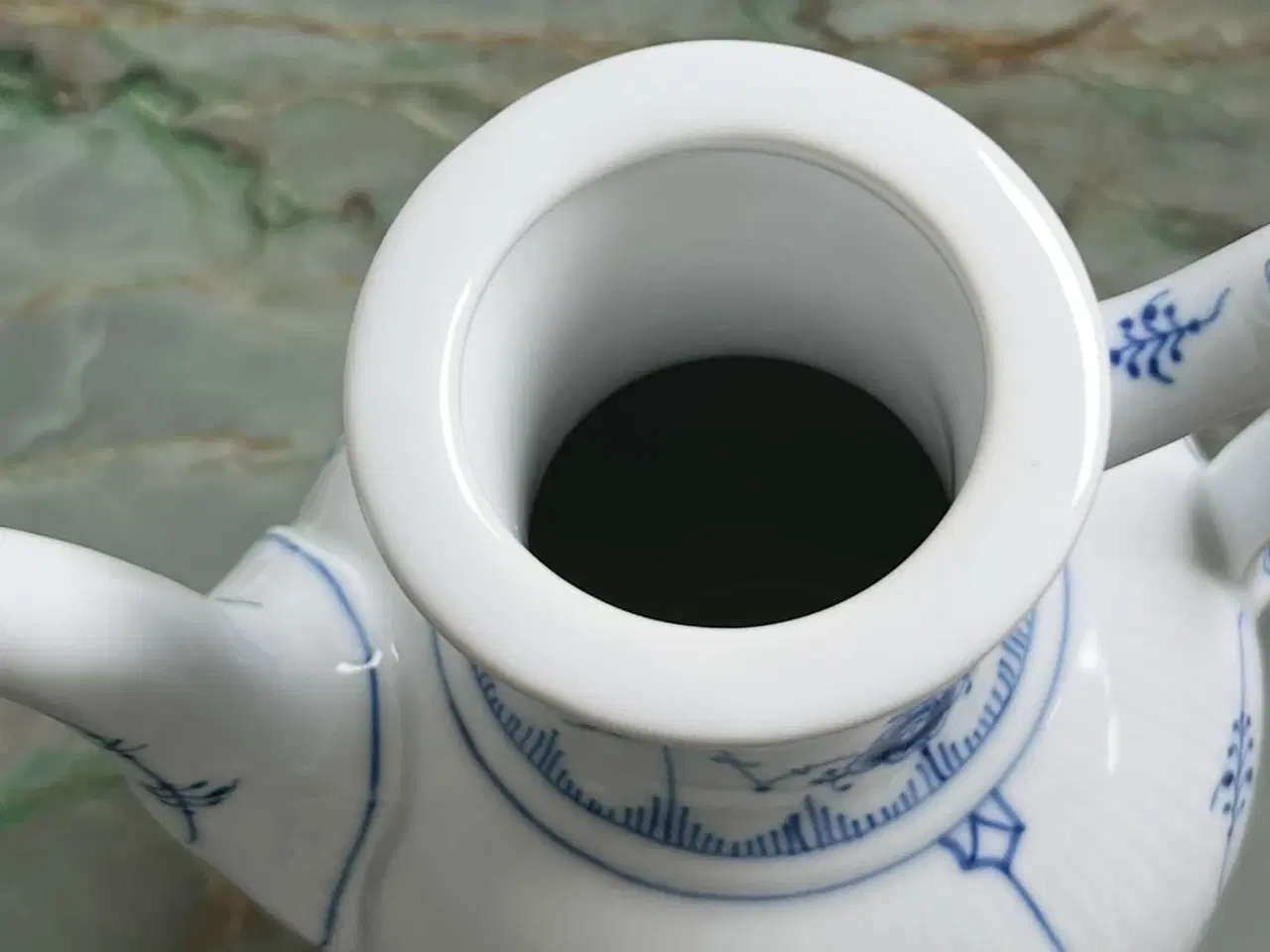 Billede 2 - Royal Copenhagen Muselmalet kaffekande