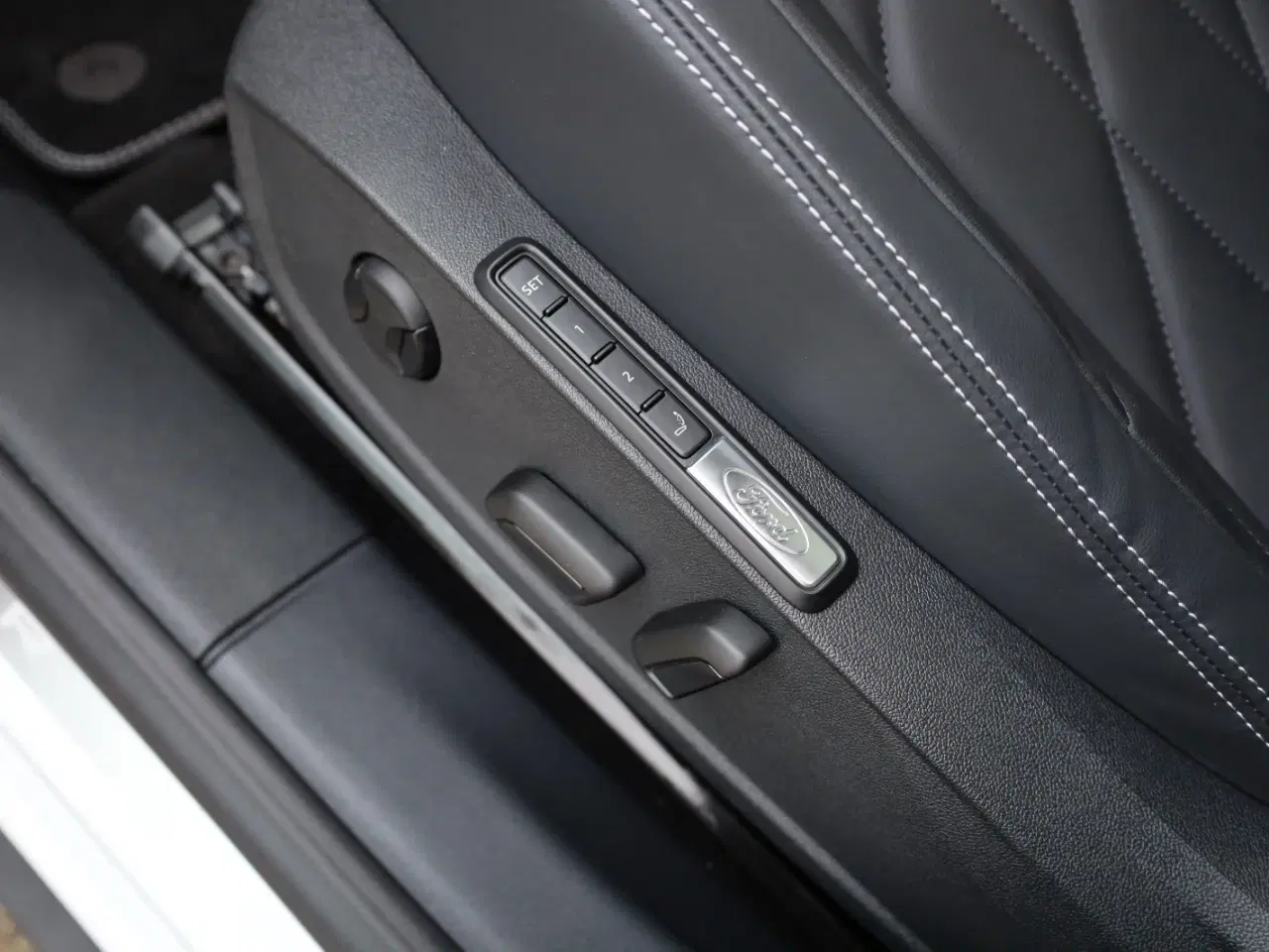 Billede 15 - Ford Explorer 77 Premium Extended Range