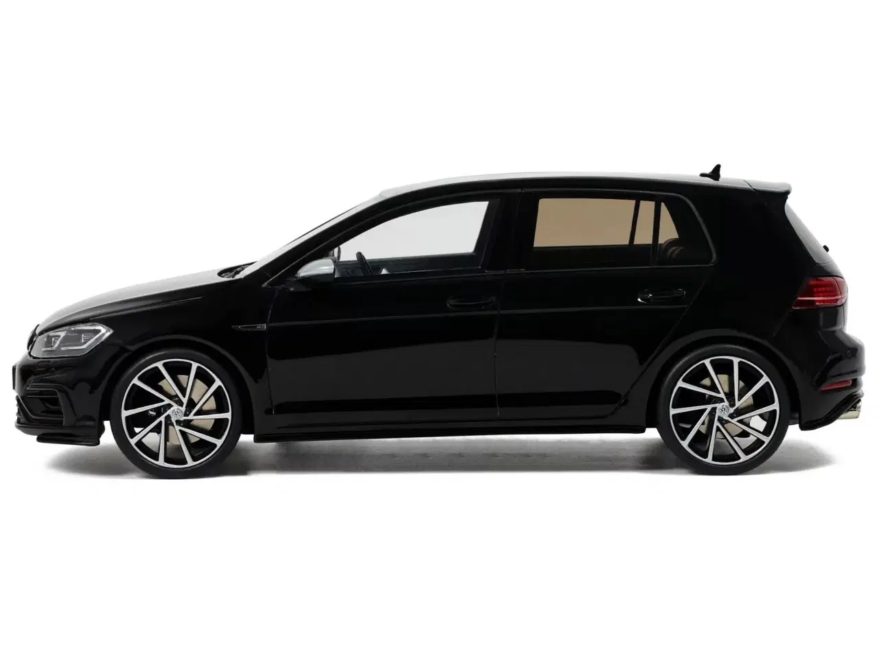 Billede 2 - 2017 VW Golf R Mk. 7 - 1:18