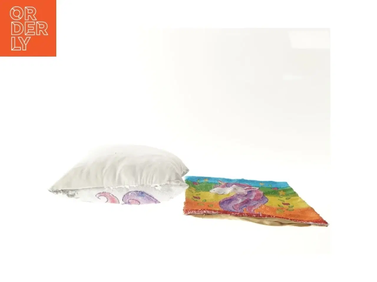 Billede 3 - Pyntepuder med palietter og enhjørning (str. 39x38 cm)