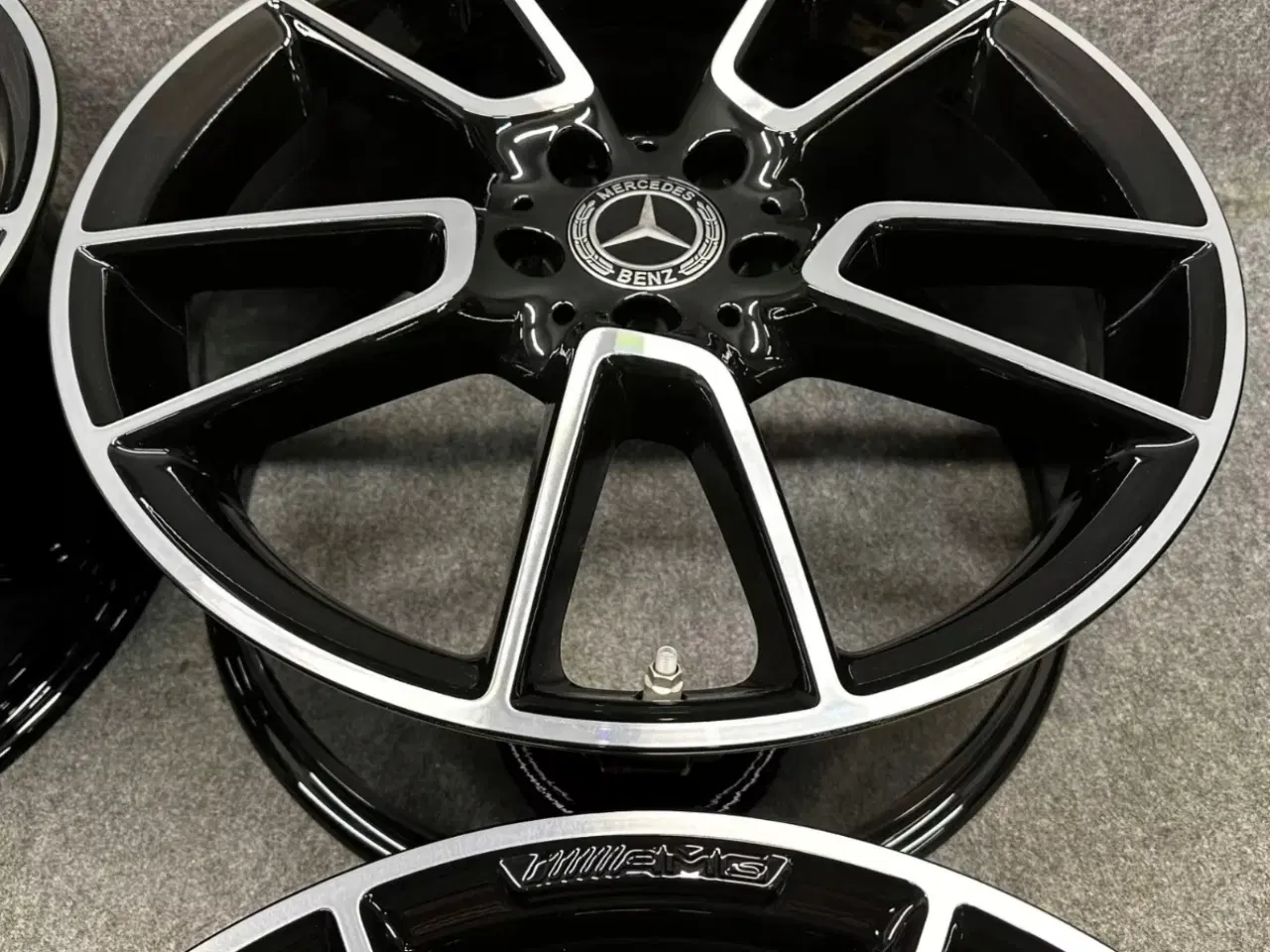 Billede 5 - ALUFÆLGE MERCEDES C 205 AMG 19"