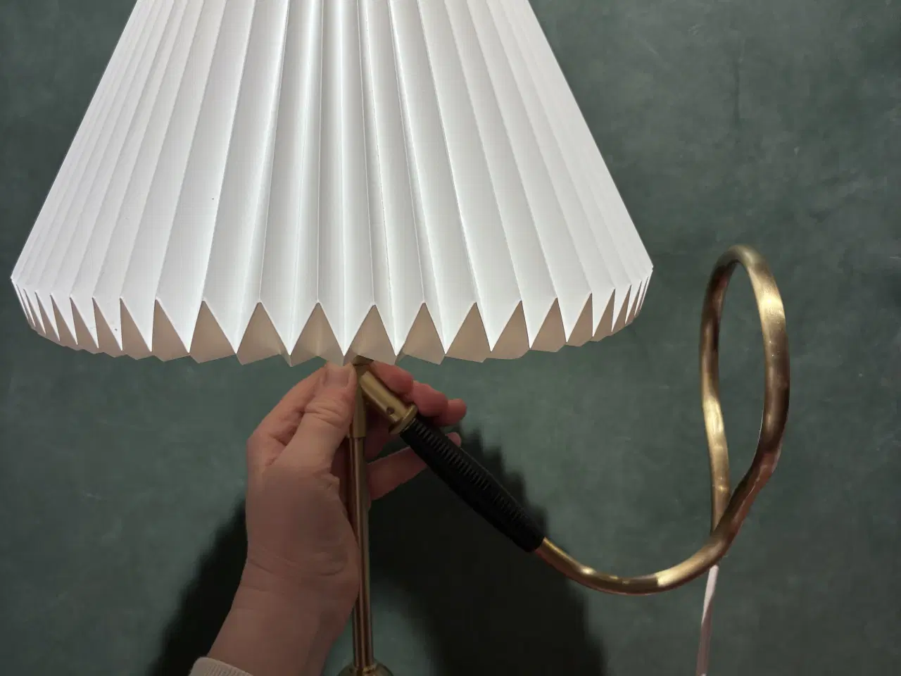 Billede 7 - Den virkelig smukke Le Klint model 306 lampe 