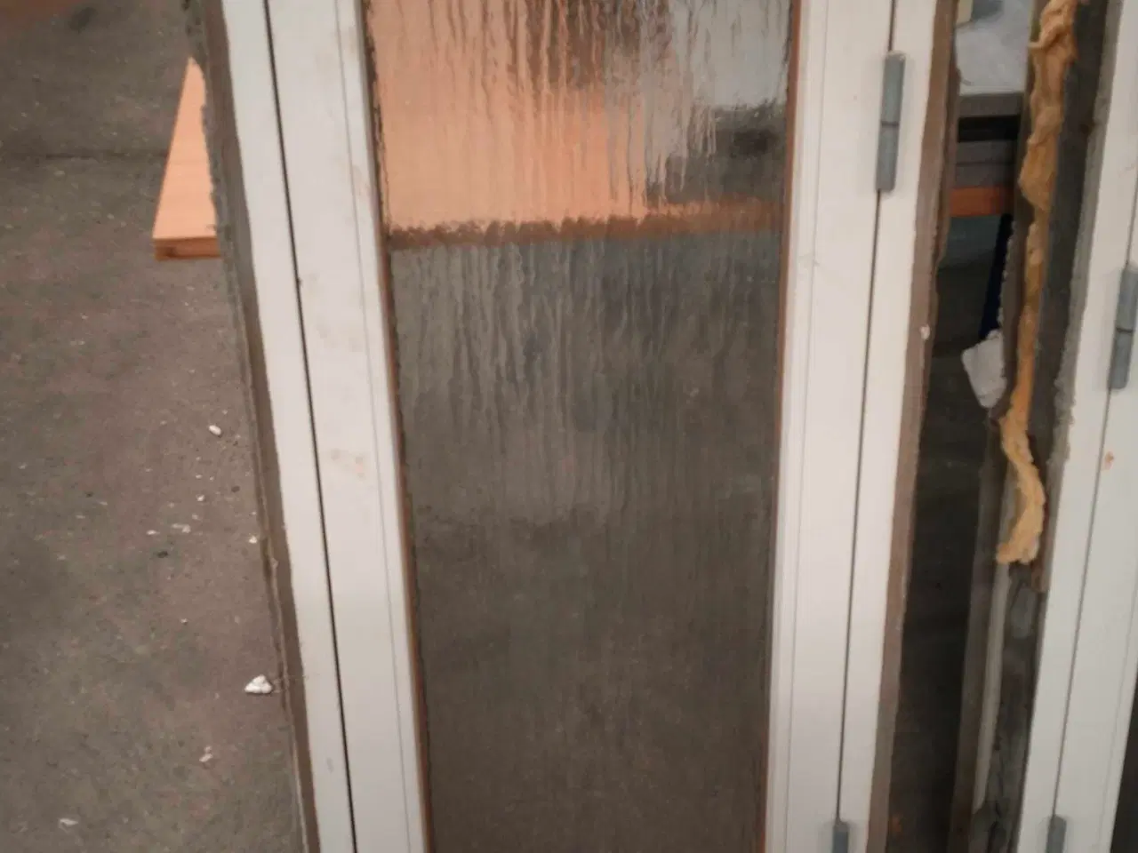 Billede 2 - Gamle trævinduer med mønstret glas