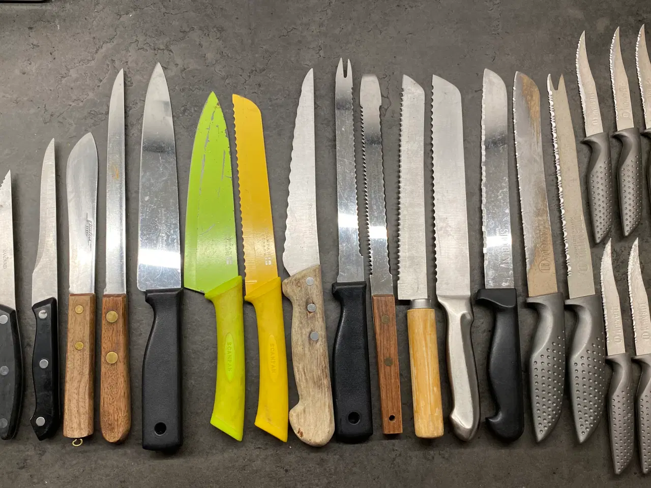 Billede 1 - 22 stk. diverse køkken knive