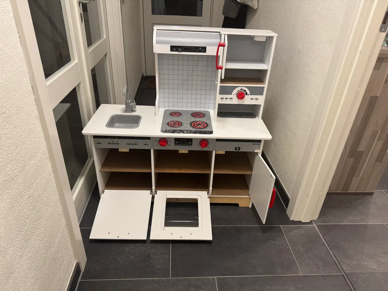 Billede 2 - Hape legekøkken med masser af tilbehør