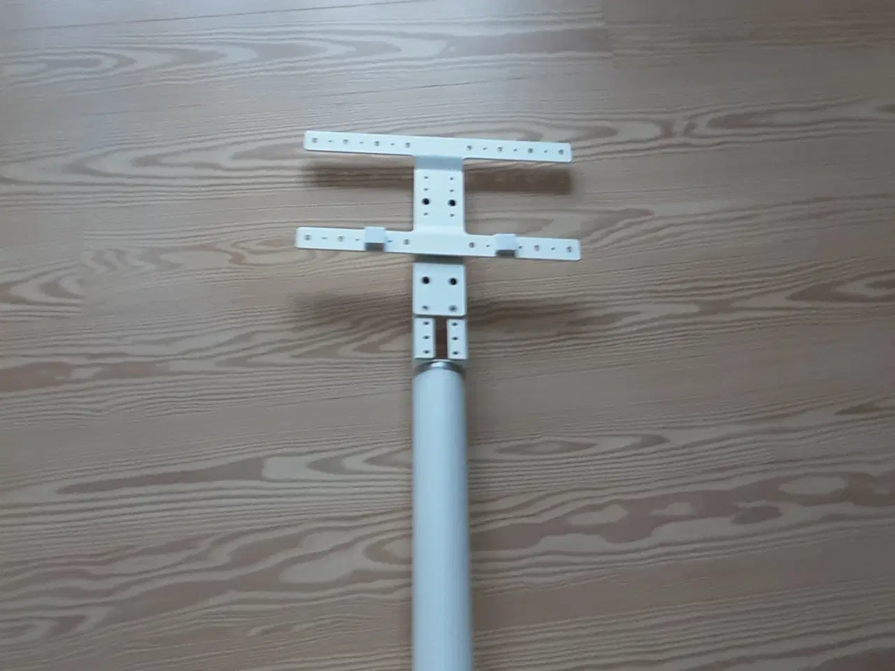 Billede 2 - Stander til TV.