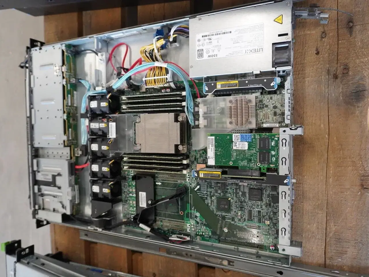 Billede 15 - 4 stk. Servere HP / FUJITSU (Forsendelse ikke muligt)