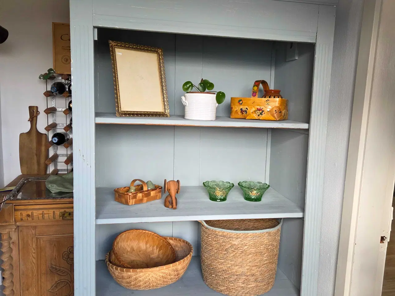 Billede 3 - Antik karlekammer/linned skab