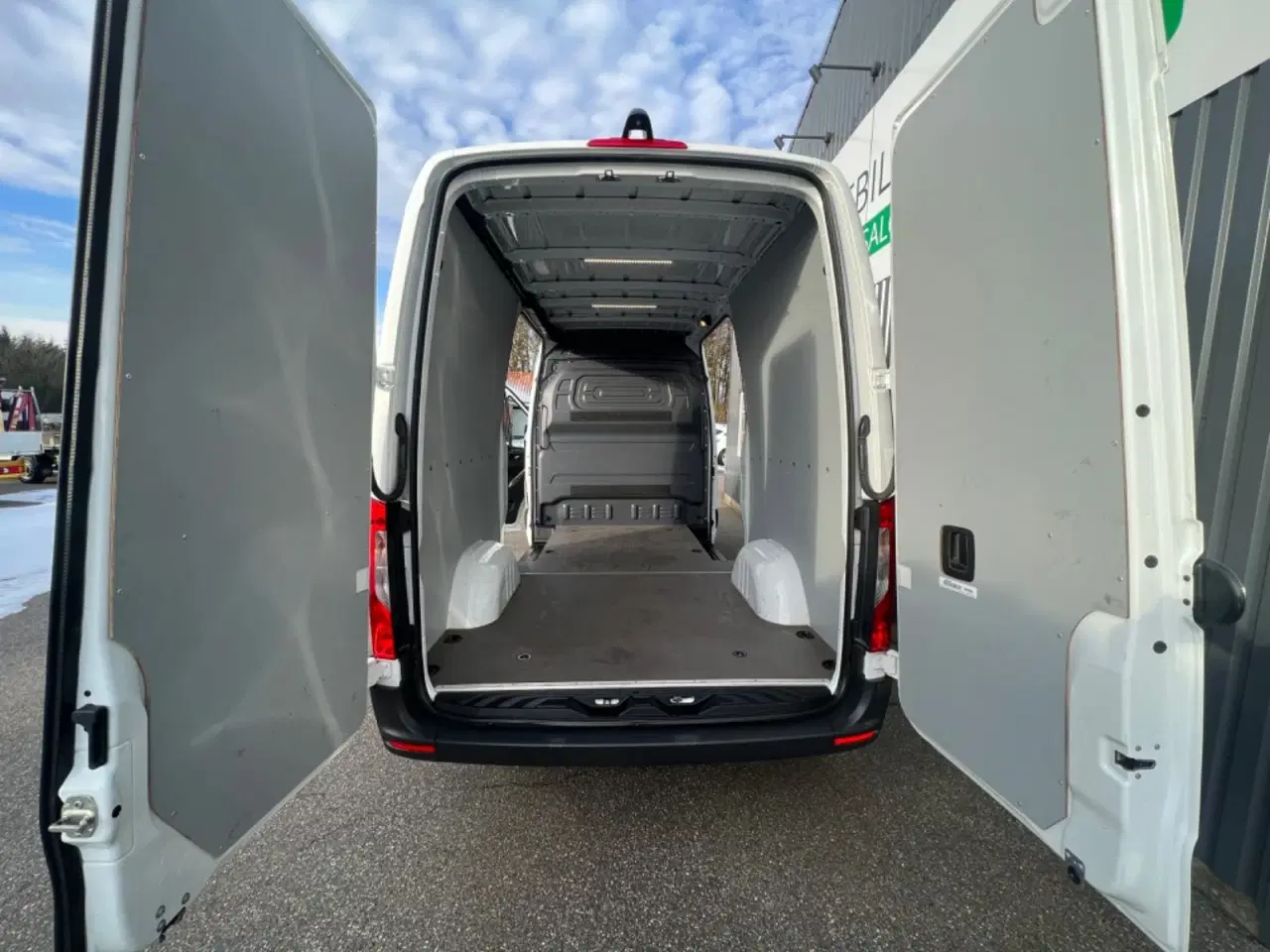 Billede 9 - Mercedes Sprinter 319 3,0 CDi A2 Kassevogn aut. RWD