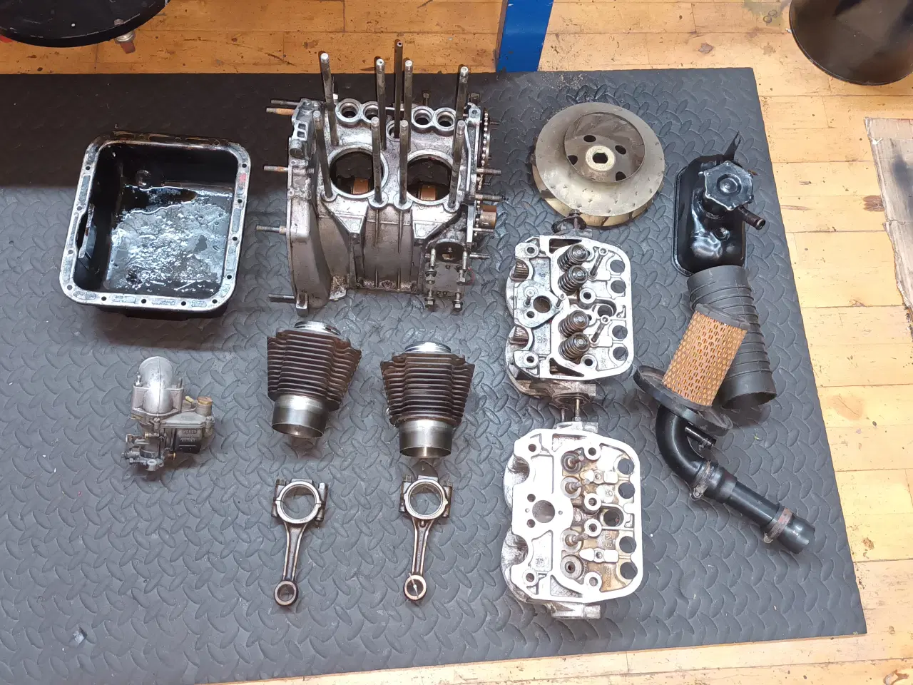 Billede 2 - Reservedele til Fiat 500 veteranbil