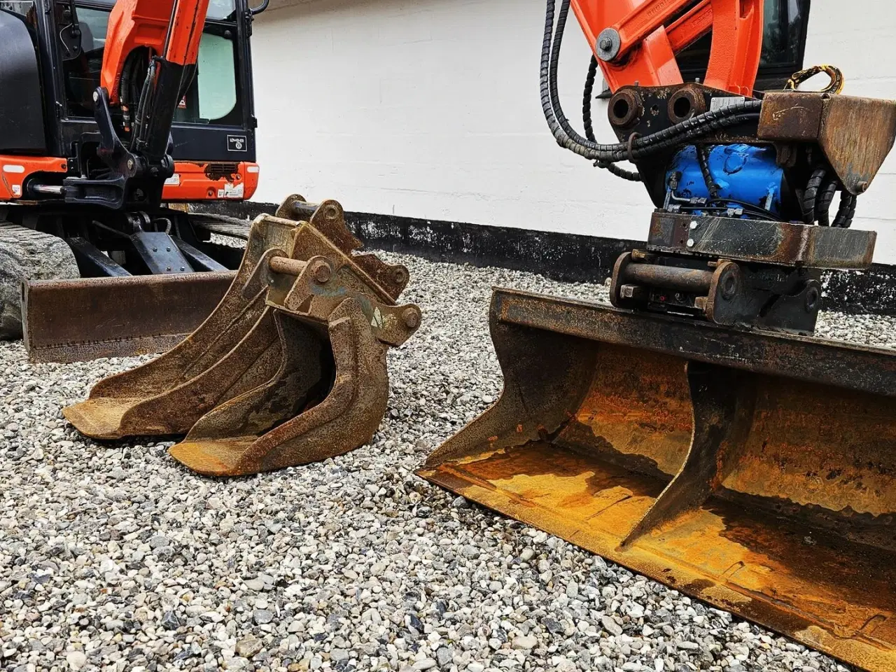 Billede 8 - Kubota kx027-4 / Rotortilt / 2700 timer / skovlsæt