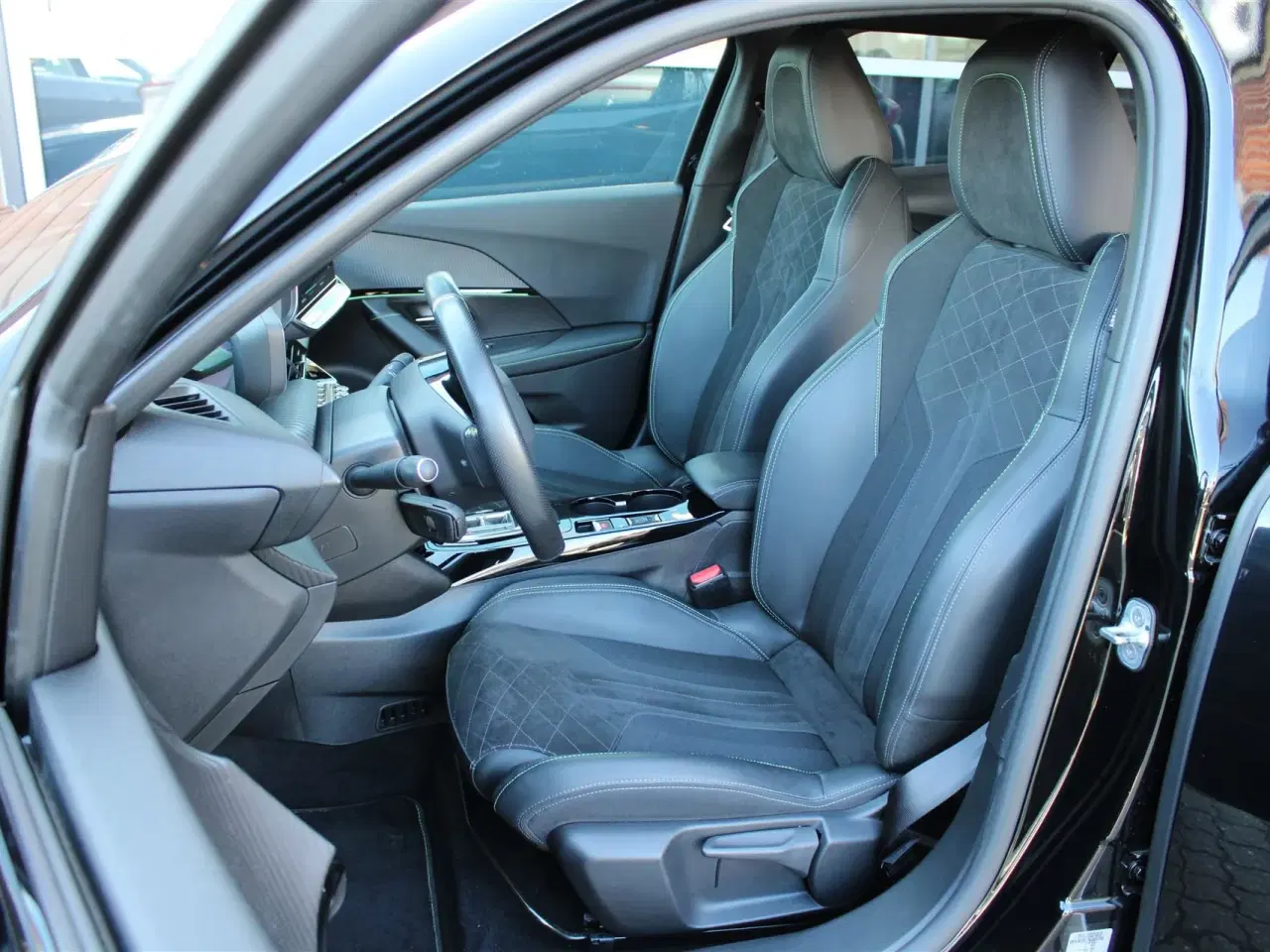 Billede 2 - Peugeot e-2008 EL GT Premium 136HK 5d Aut.