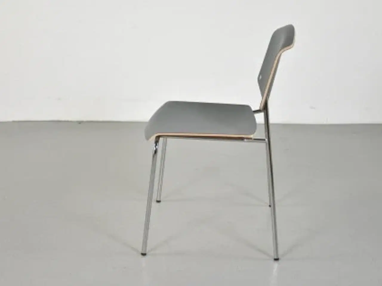 Billede 2 - Magnus olesen pause mødestol i grå med krom stel
