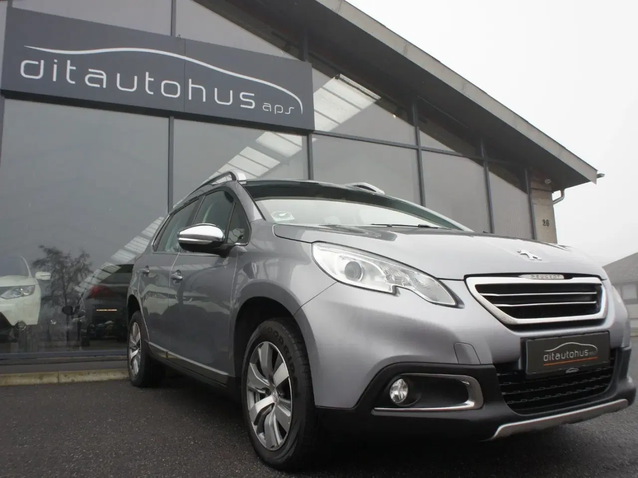 Billede 2 - Peugeot 2008 1,6 e-HDi 114 Allure