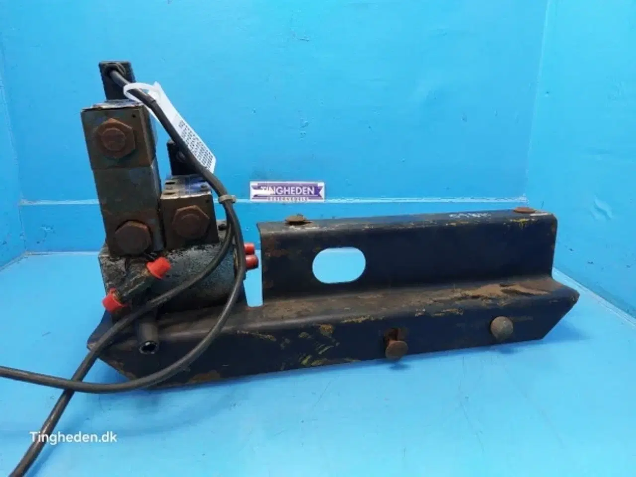 Billede 14 - New Holland 4860 Ventilblok 9837652