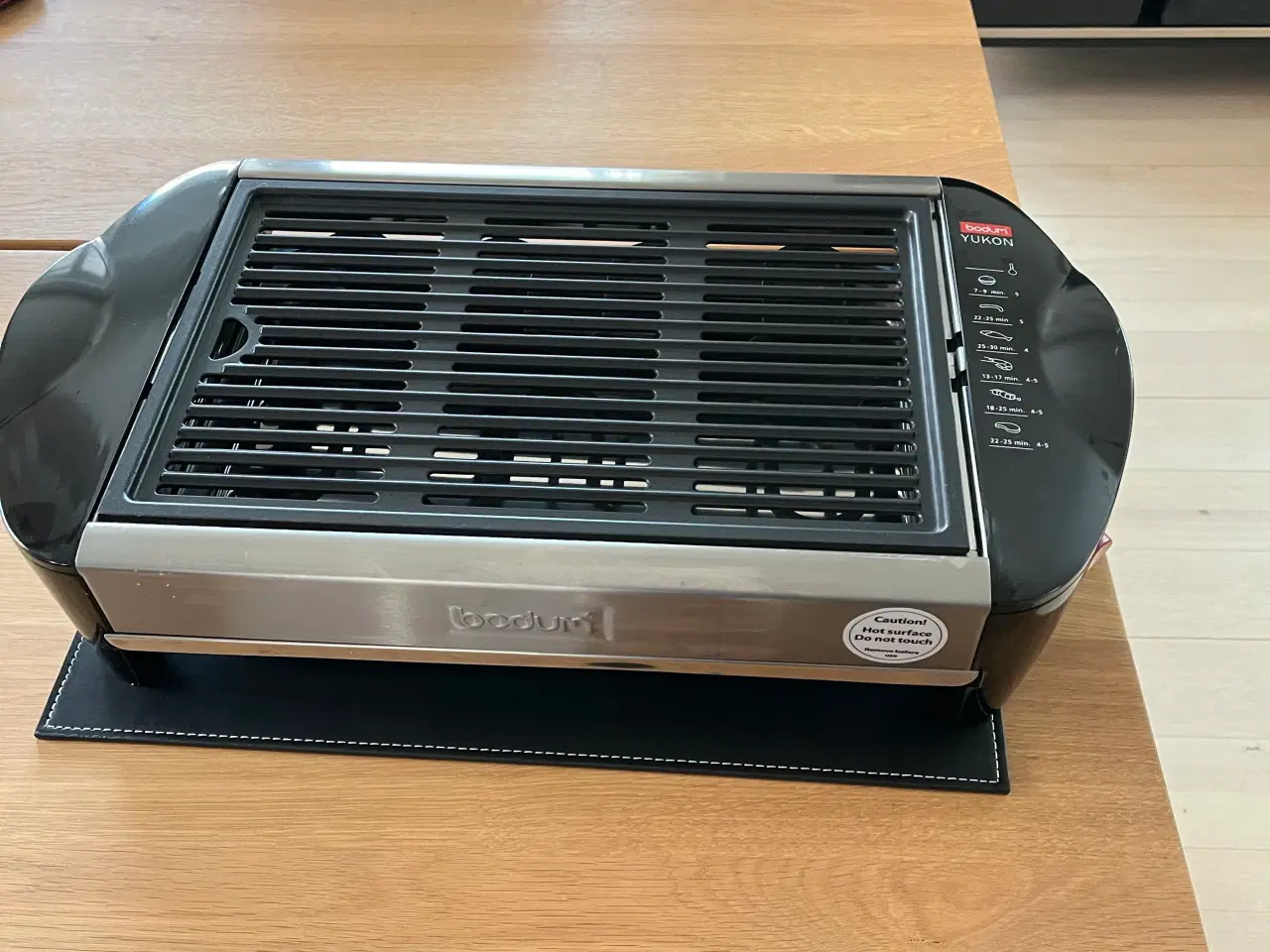 Billede 1 - Bordgrill brugt en gang.