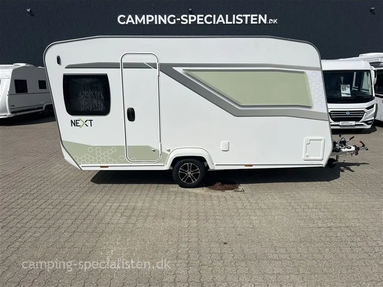 Billede 1 - 2026 - Fendt NEXT 380   2026 Fendt Next 380 - se den nu hos Camping-Specialisten i Silkeborg