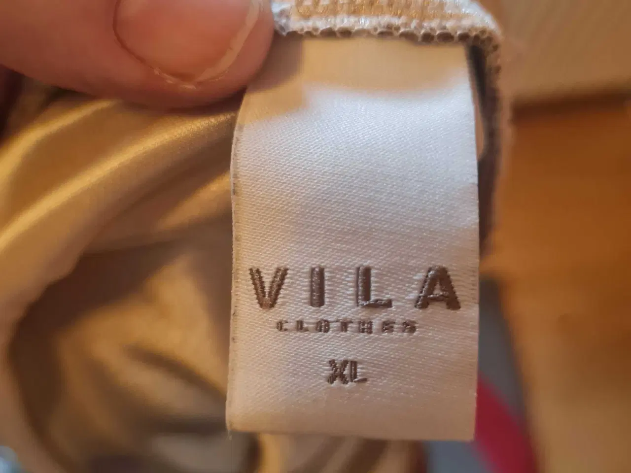 Billede 3 - Vila festlig kjole str XL 42