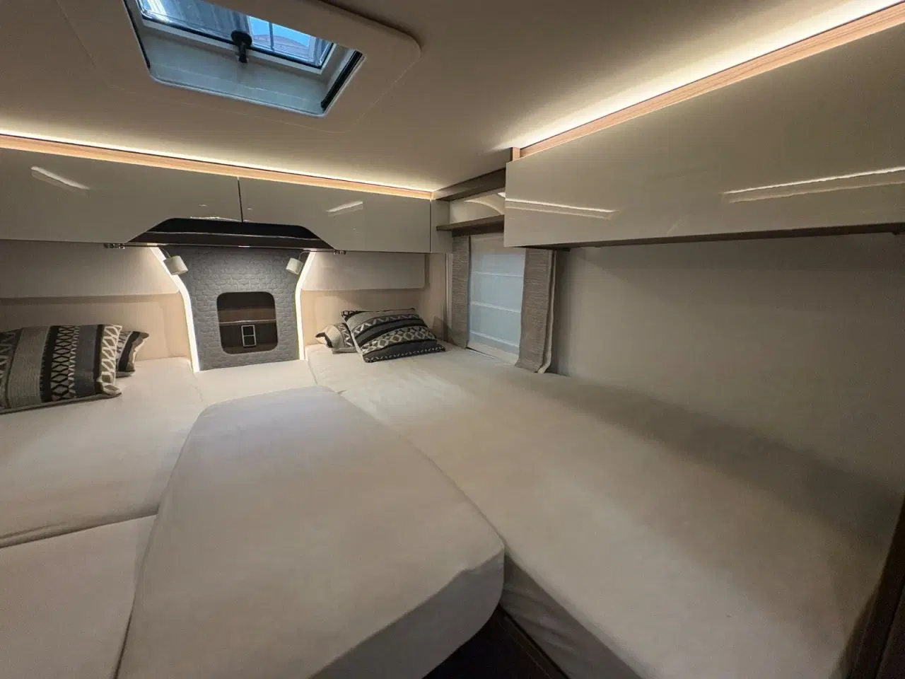 Billede 11 - Hymer B-ML I880 2,0 CDi 170 aut.