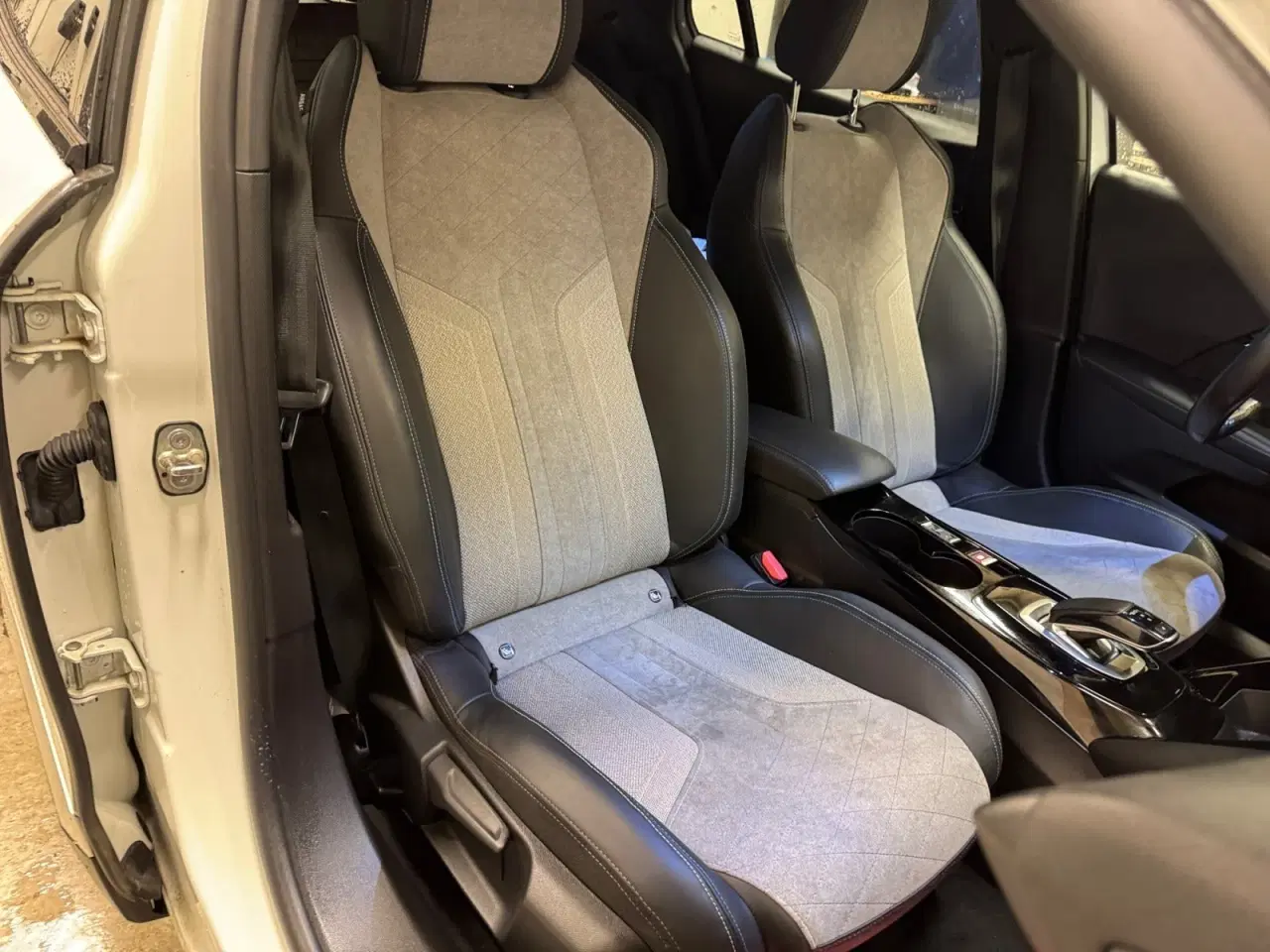 Billede 17 - Peugeot e-2008 50 GT