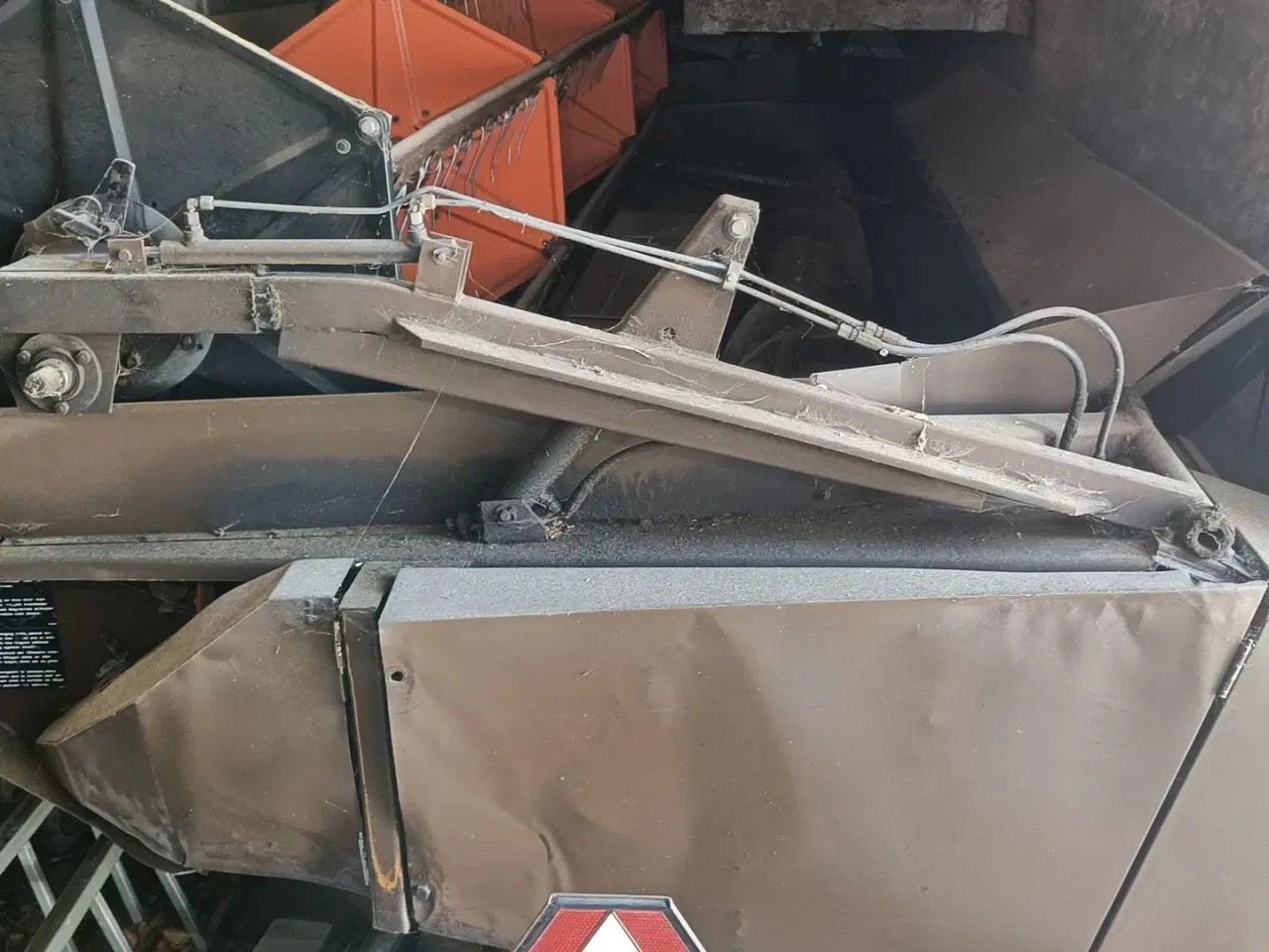 Billede 21 - Dronningborg D9000 med 20 fod power flow skærebord