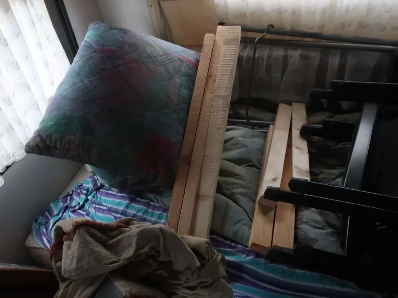 Billede 25 - Campingvogn HOBBY 460 med indhold