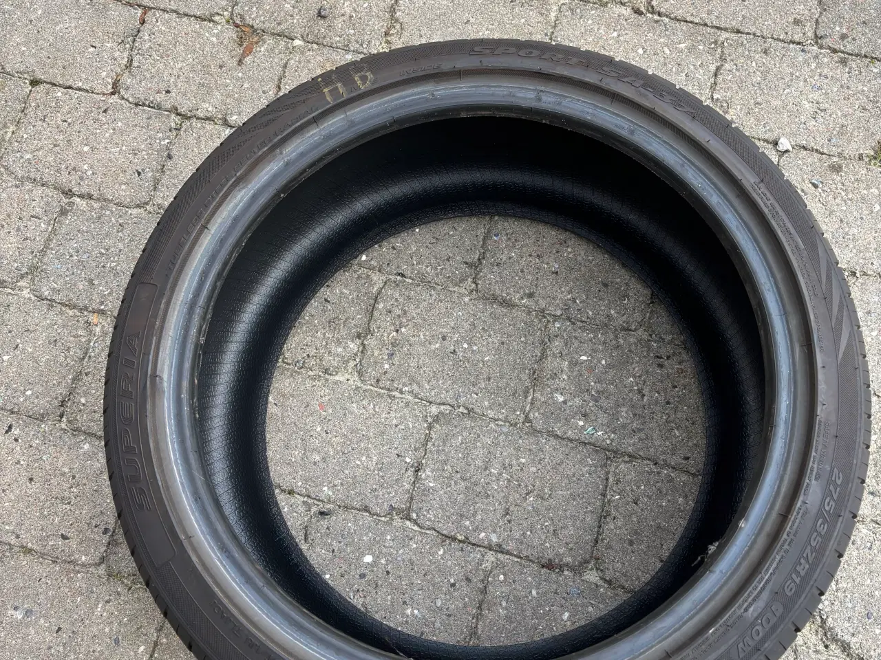 Billede 4 - 275/35-19 sommerdæk superia