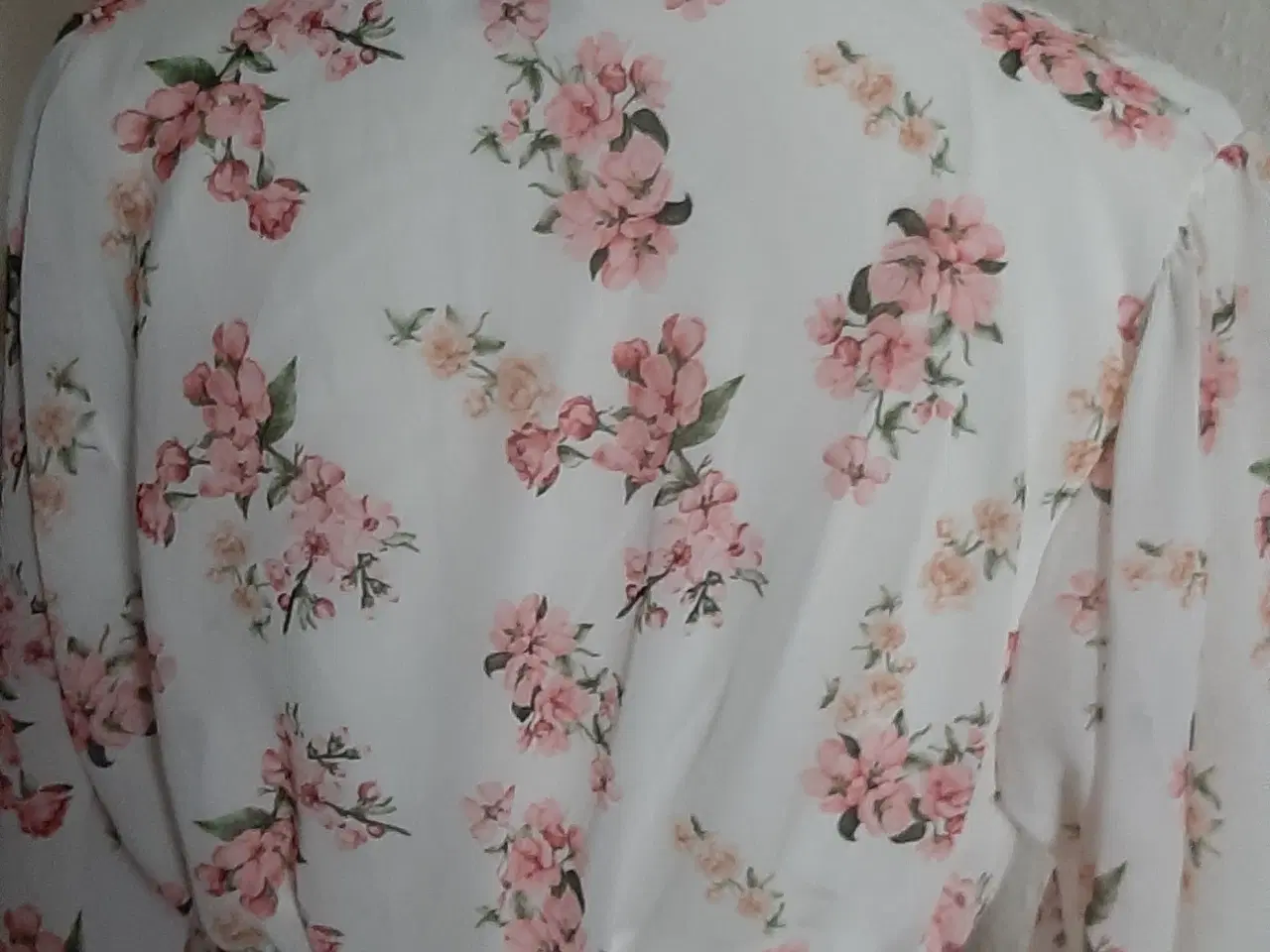 Billede 6 - Kjole-hvid m. blomster. f.Creme Fraiche/Str: XL 