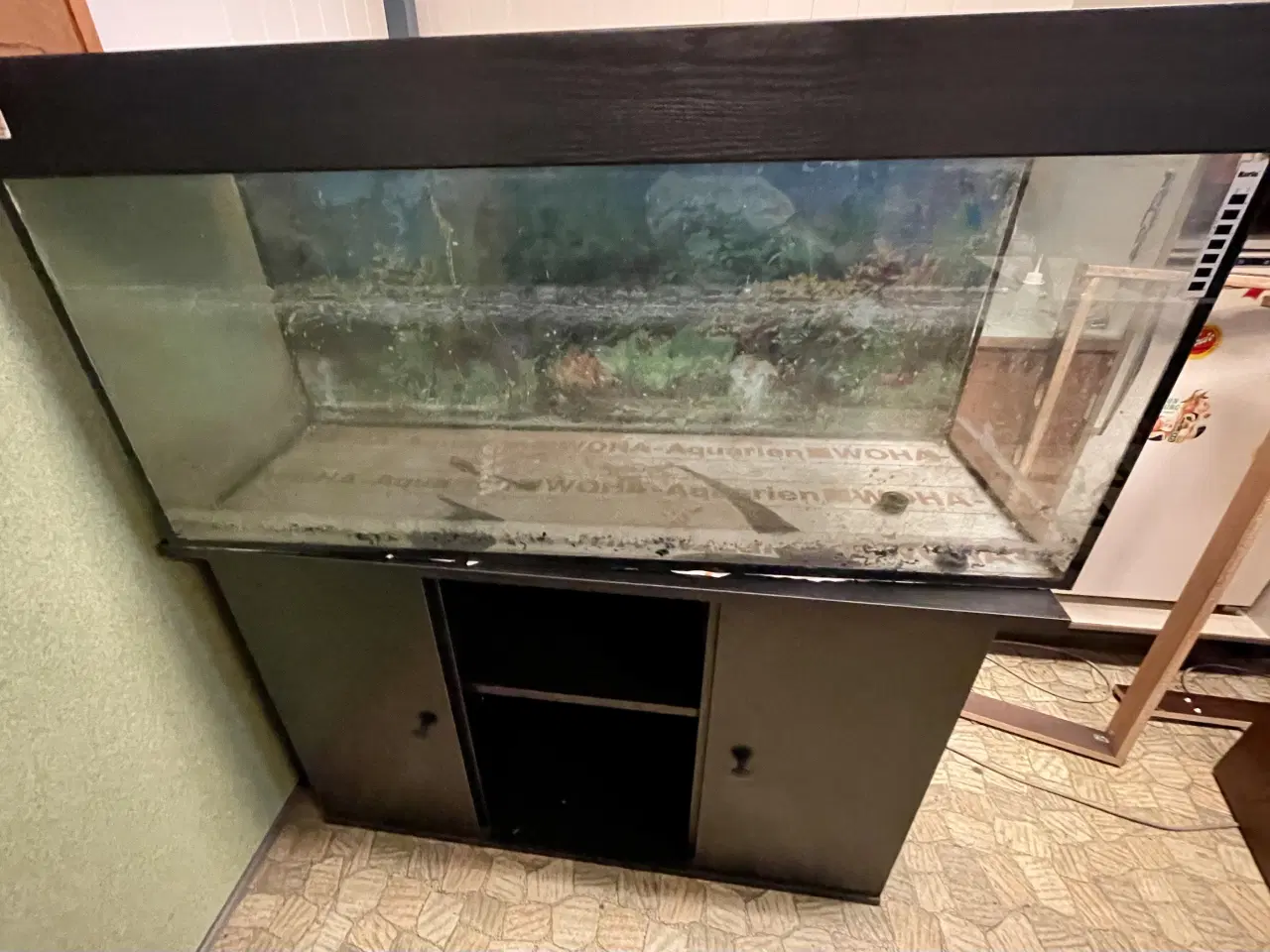 Billede 3 - Akvarie m. Bord 