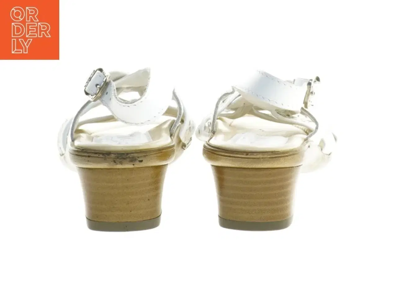 Billede 2 - Nye Sandaler med hæl fra Ariva (str. 36 )