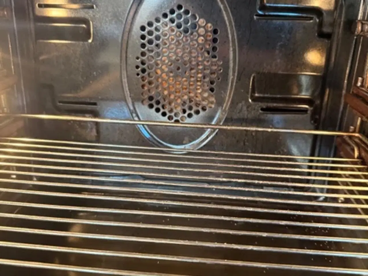 Billede 1 - Indbygningsovn med pyrolyse