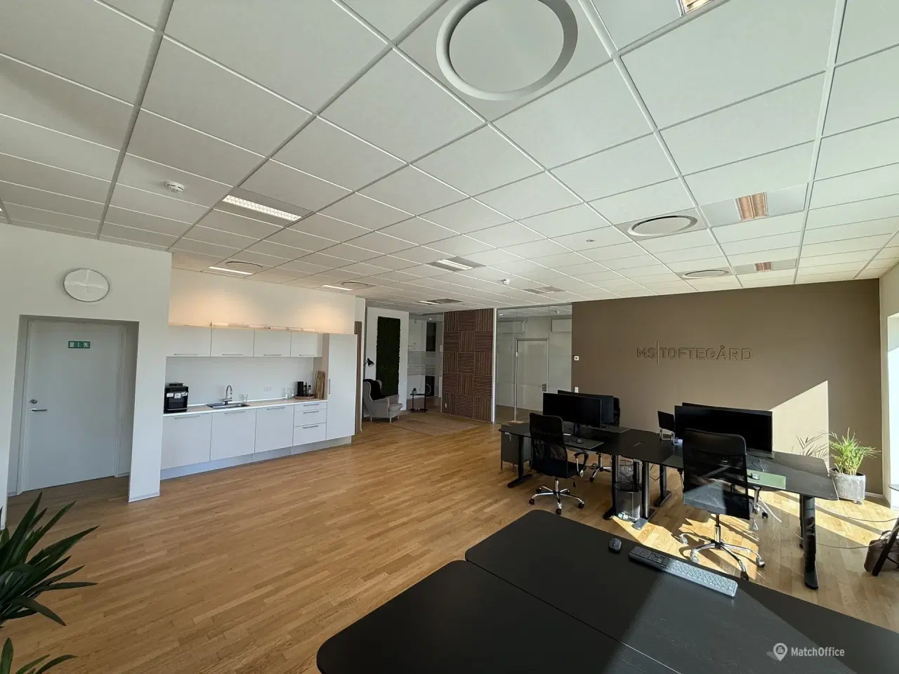 Billede 3 - 1- 4 kontorpladser udlejes i Søborg