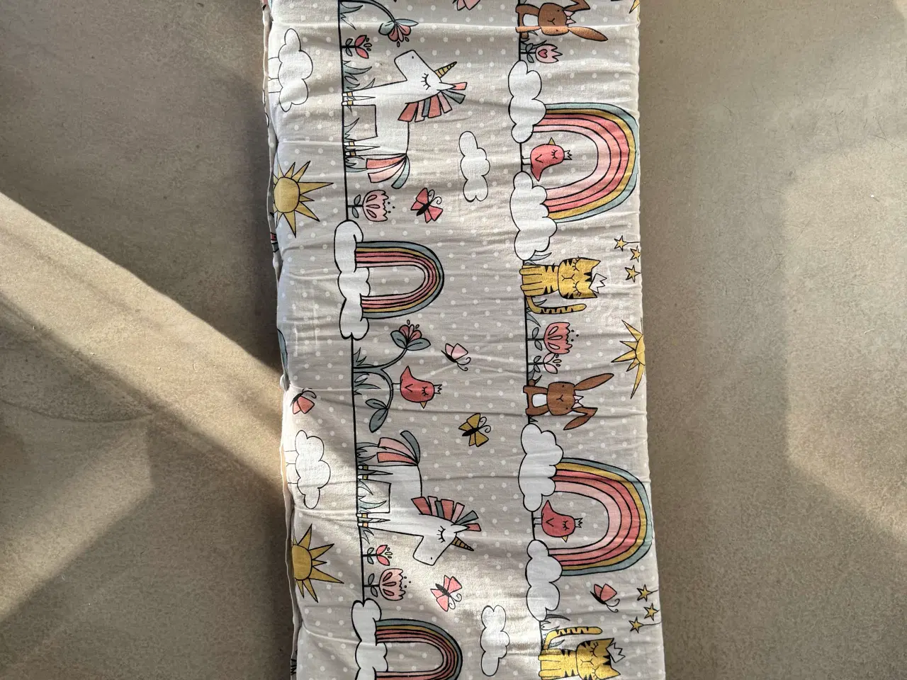 Billede 5 - Sengerand / sengekant med dyretryk