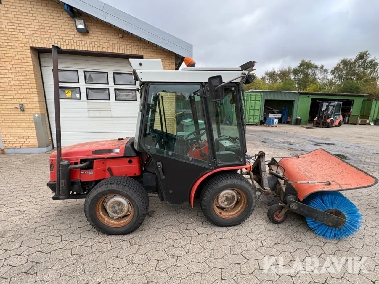 Billede 6 - Redskabsbærer Antonio Carraro Bitrac HS serie 16 med klippebord