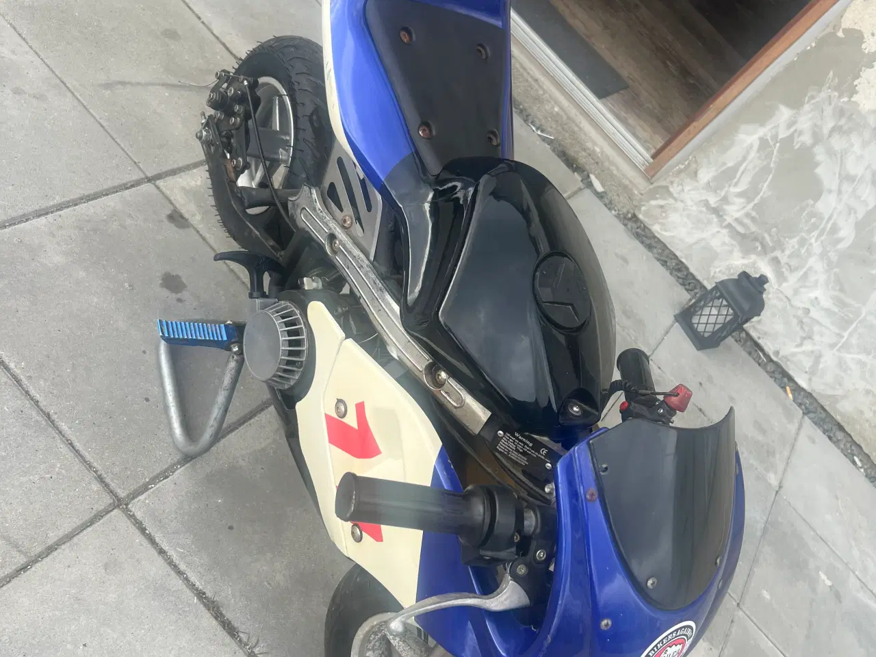 Billede 2 - Nitro Pocket Bike 49cc Benzin med Nøgle  – Mega fe