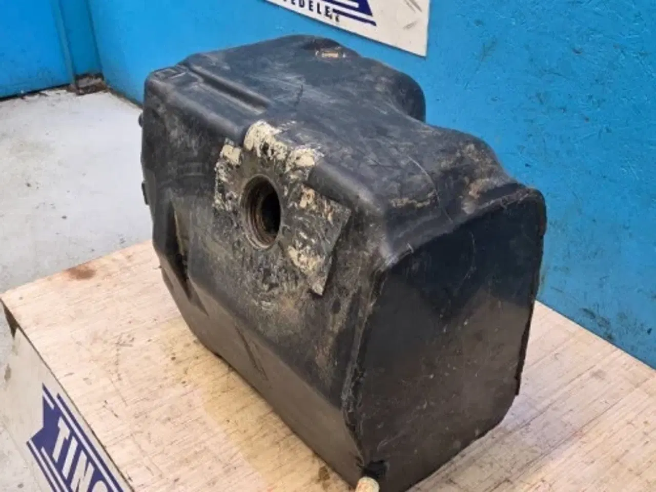 Billede 12 - New Holland 7740 Dieseltank 82847556