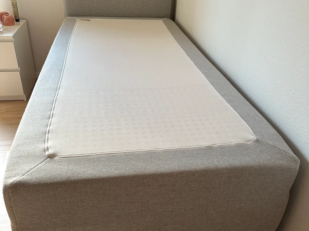 Billede 2 - Elevationsseng fra Jysk, Dunlopillo