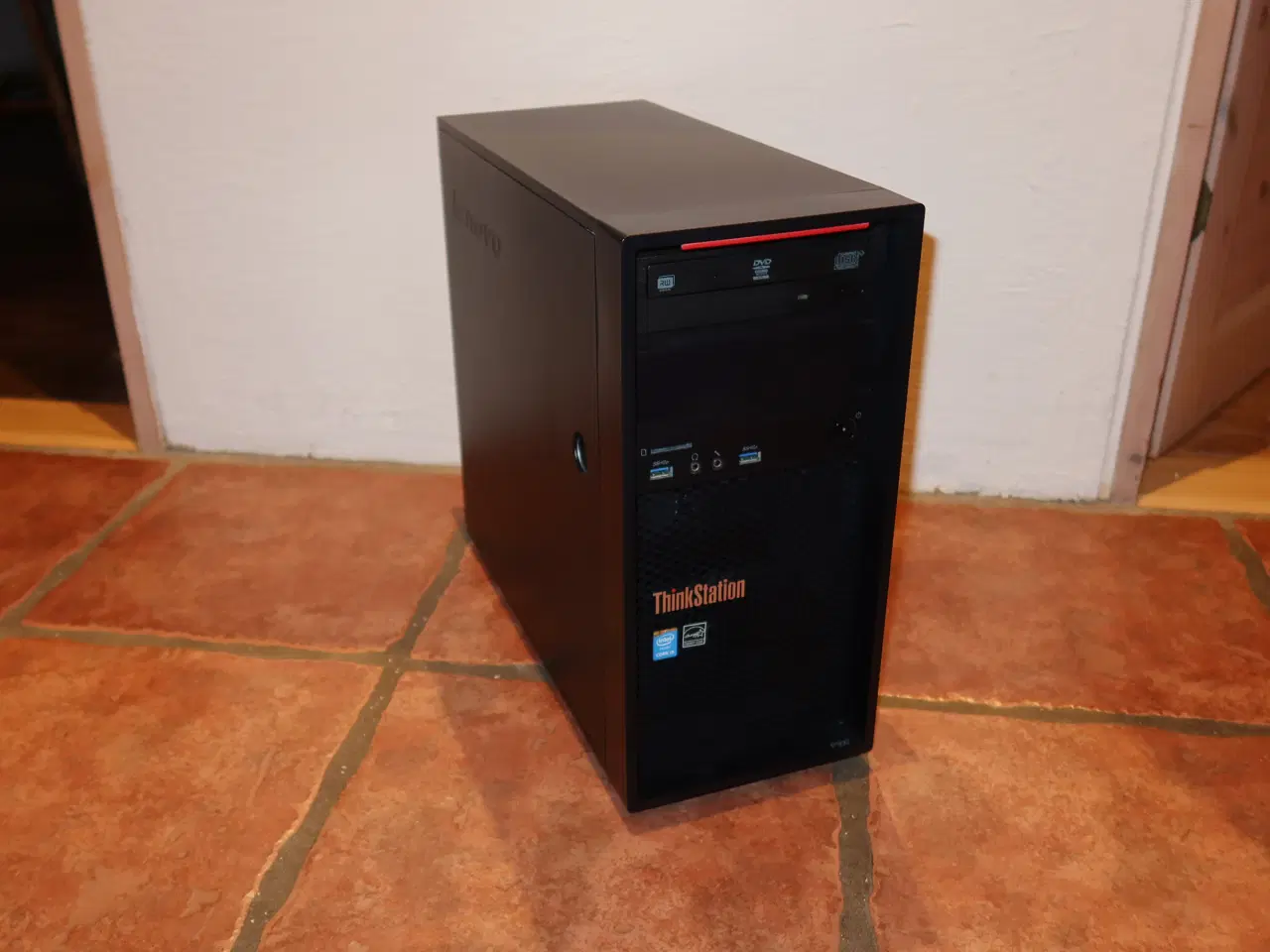 Billede 1 - Lenovo ThinkStation P300 - Core i5