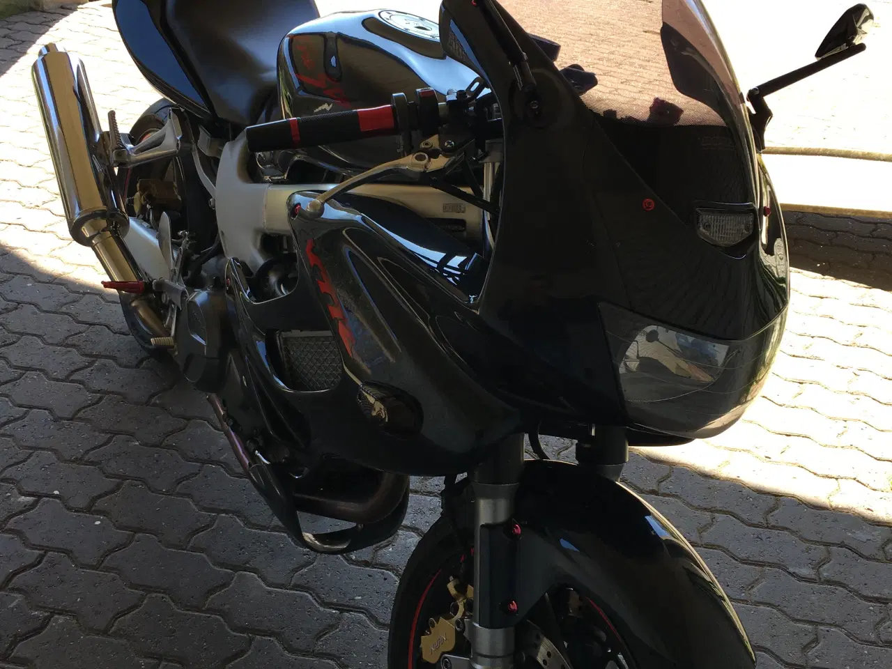 Billede 2 - Honda VTR1000 firestorm 