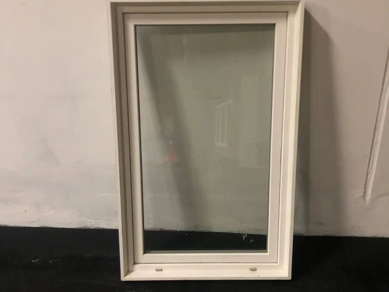 Billede 1 - Dreje-kip vindue pvc 878x120x1390 mm, højrehængt, hvid