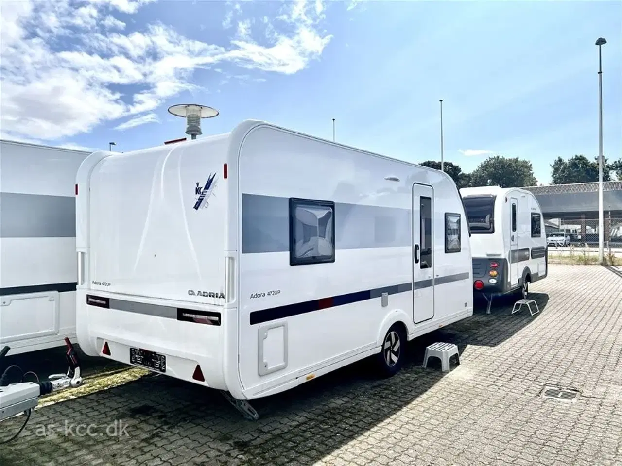 Billede 2 - 2022 - Adria Adora 472 UP    Adria Adora 472 UP 4 sovepladser, 4 siddepladser.