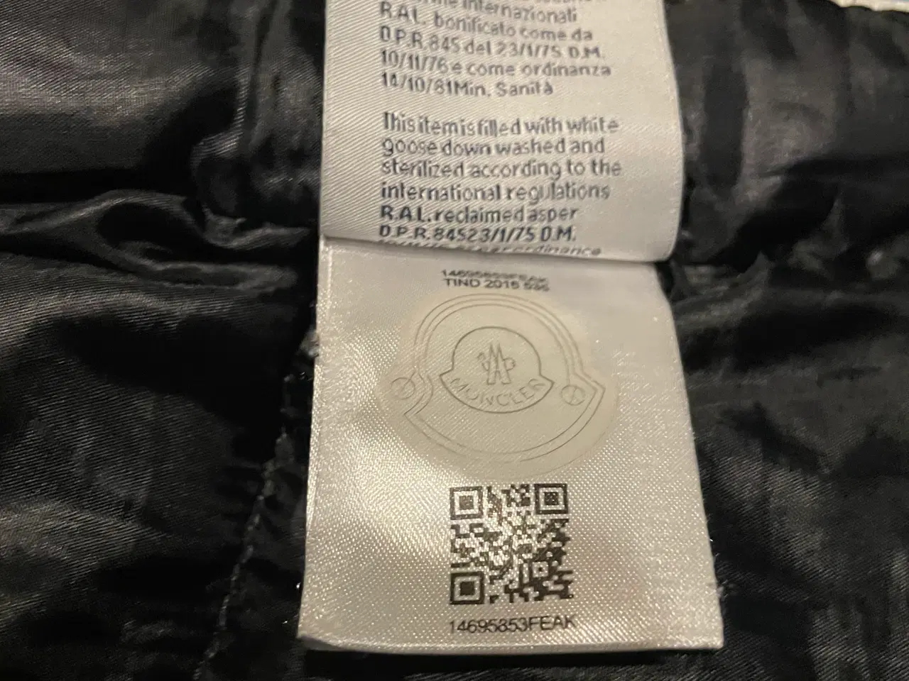 Billede 10 - Moncler vinterjakke str. 11 - 12