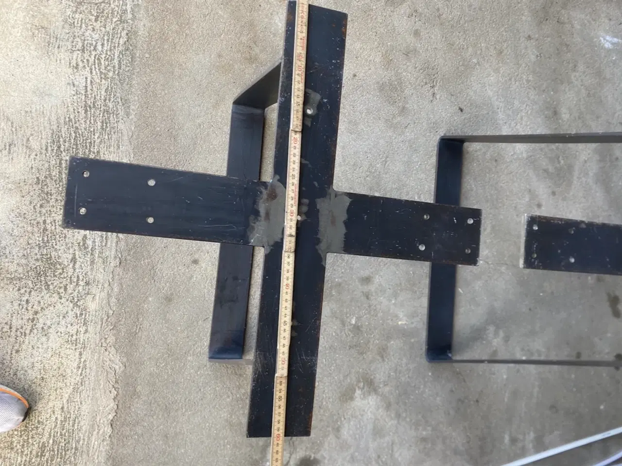 Billede 3 - 2 stk Bordben